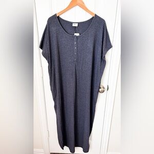 NWT SIMPLE by Suzanne Betro Dress Size XL